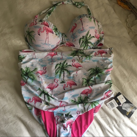 Marilyn Monroe Other - NWT Marilyn Monroe swimwear size 3X